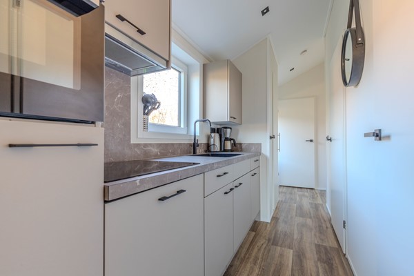 Medium property photo - Boekhorsterweg 21B176, 2362 AH Warmond